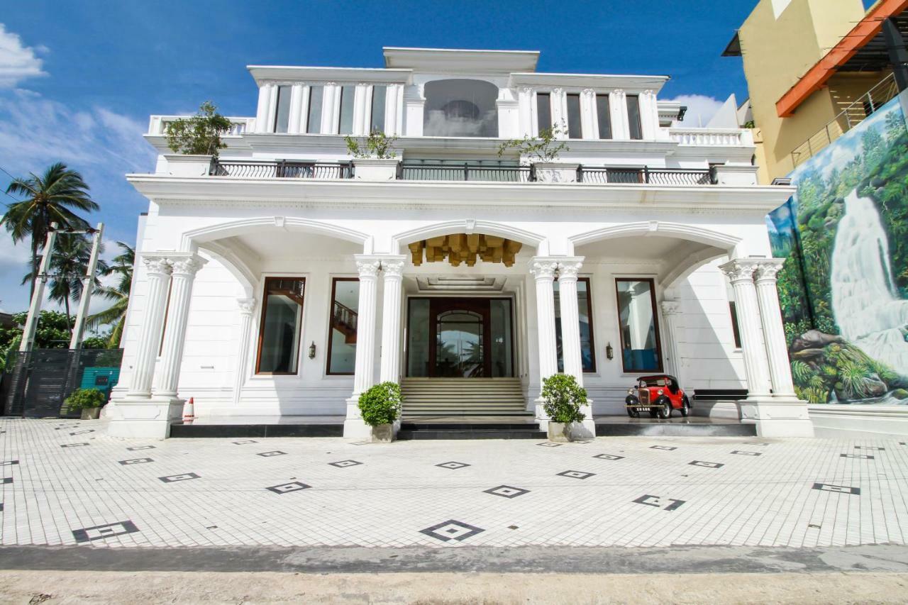 Hotel Queensbury Malabe Кадувела Экстерьер фото